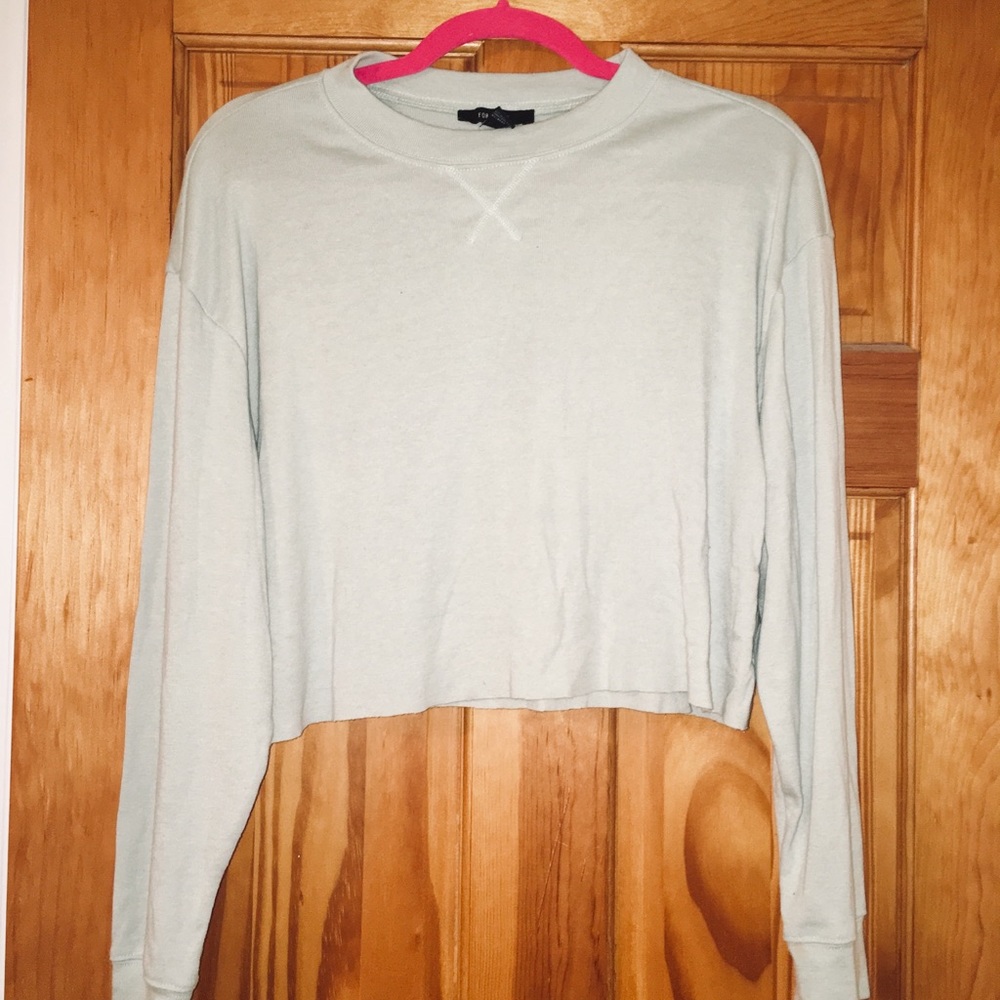 Cropped Crew Neck